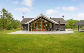 Amazing Home In Glesborg With Sauna in Fjellerup